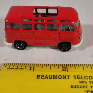 Matchbox 1998 Red VW Transporter